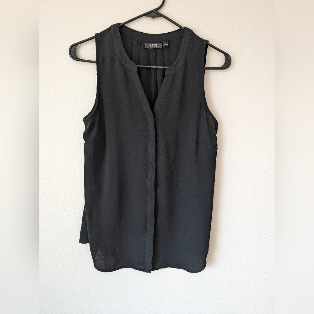 Apt 9 Black V Neck Blouse